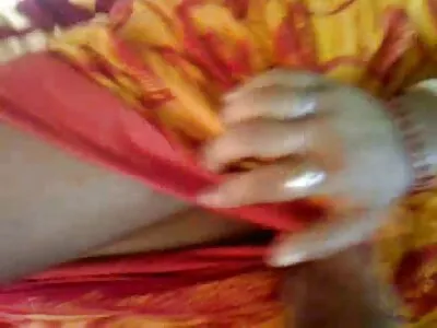 Blonde MILF Krissy Lynn ទទួលបានពណ៌ផ្កាឈូករបស់នាង